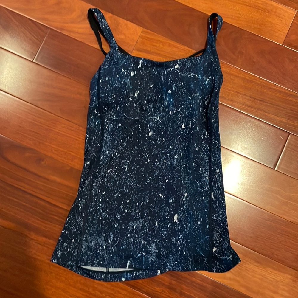 Lucy activewear top
